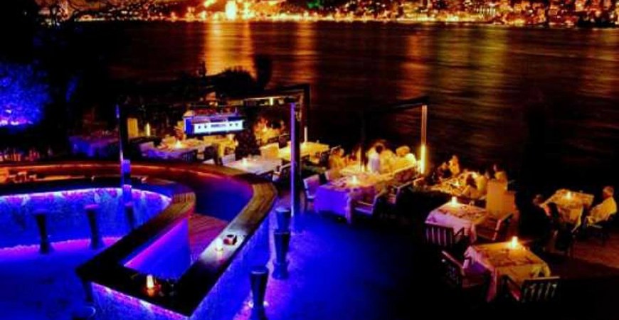 Reina Restaurant & Night Club New Years Party - New Years Istanbul